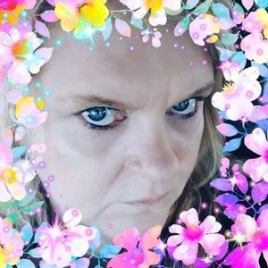 Meet your Posher, Robin